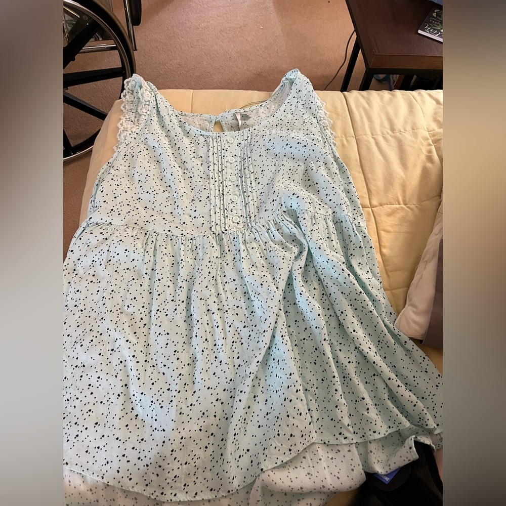 Lauren Conrad top